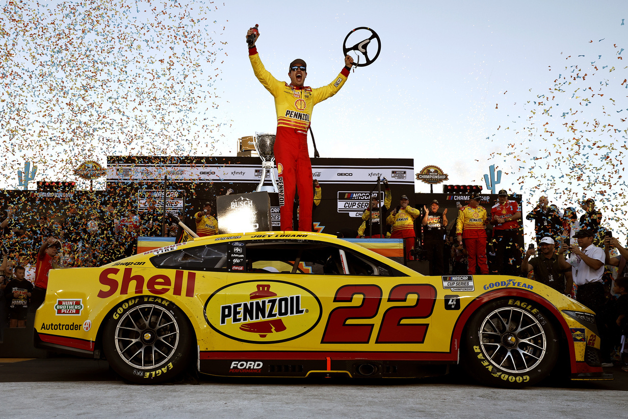 Team Penske 60