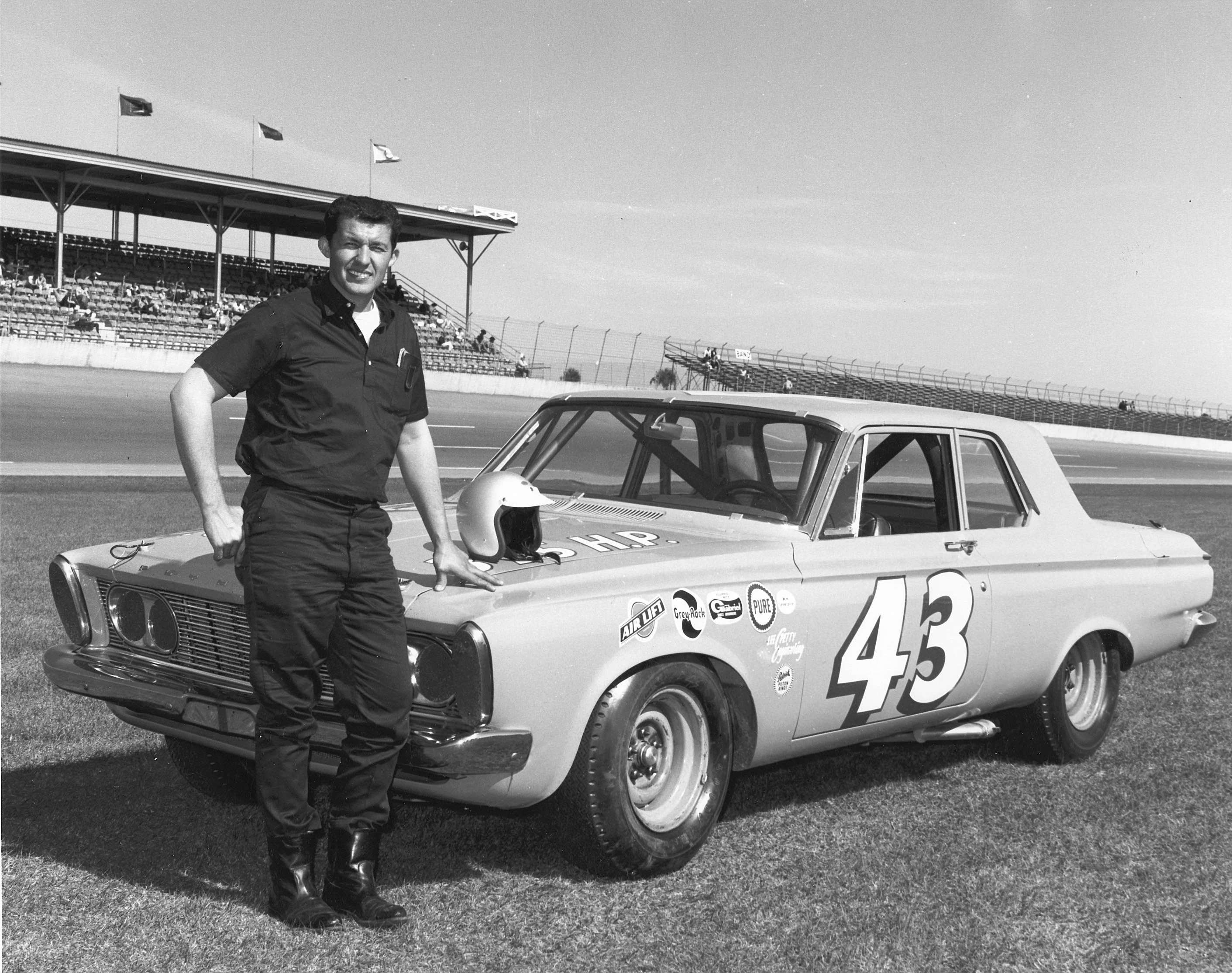 Long Gone NASCAR Automakers