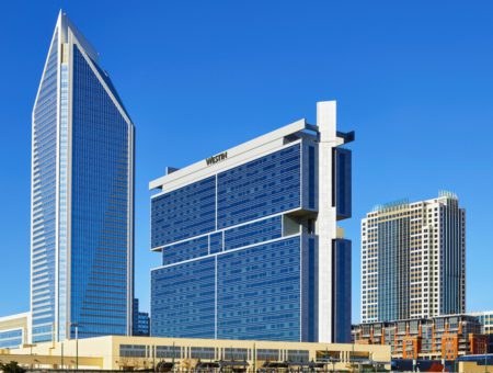 <p><strong>Charlotte</strong> Accommodations</p>