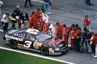 Getty Images 102848111 Dale Earnhardt
