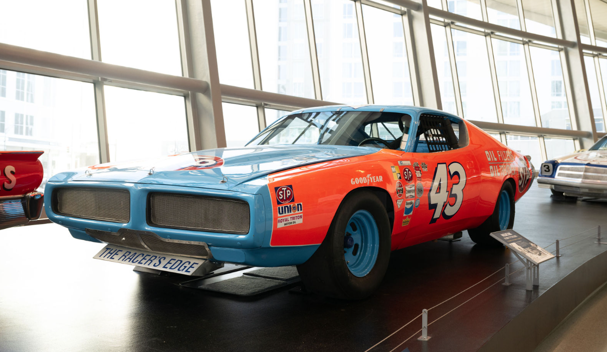 Glory road 75 years richard petty stp 43